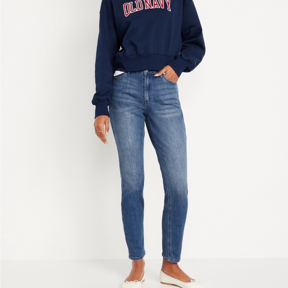 Old Navy High Waisted Wow Straight Jeans